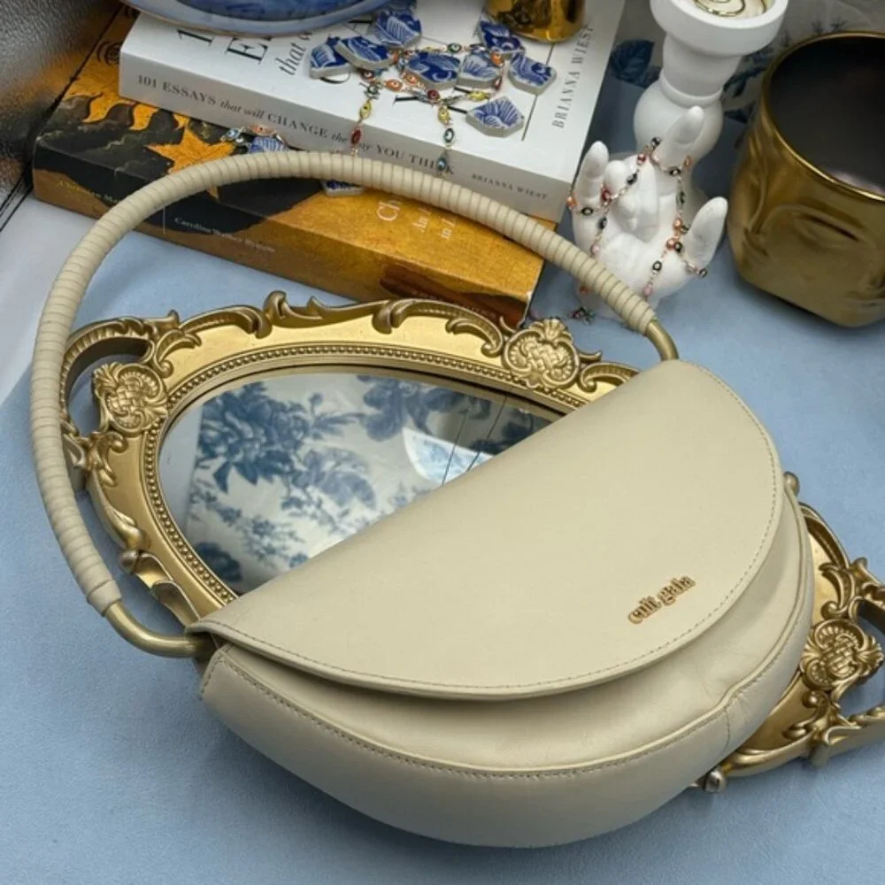 🆕 CULT GAIA 🧿 NWOT Ryka Sculptural Shoulder Bag, Off White Leather